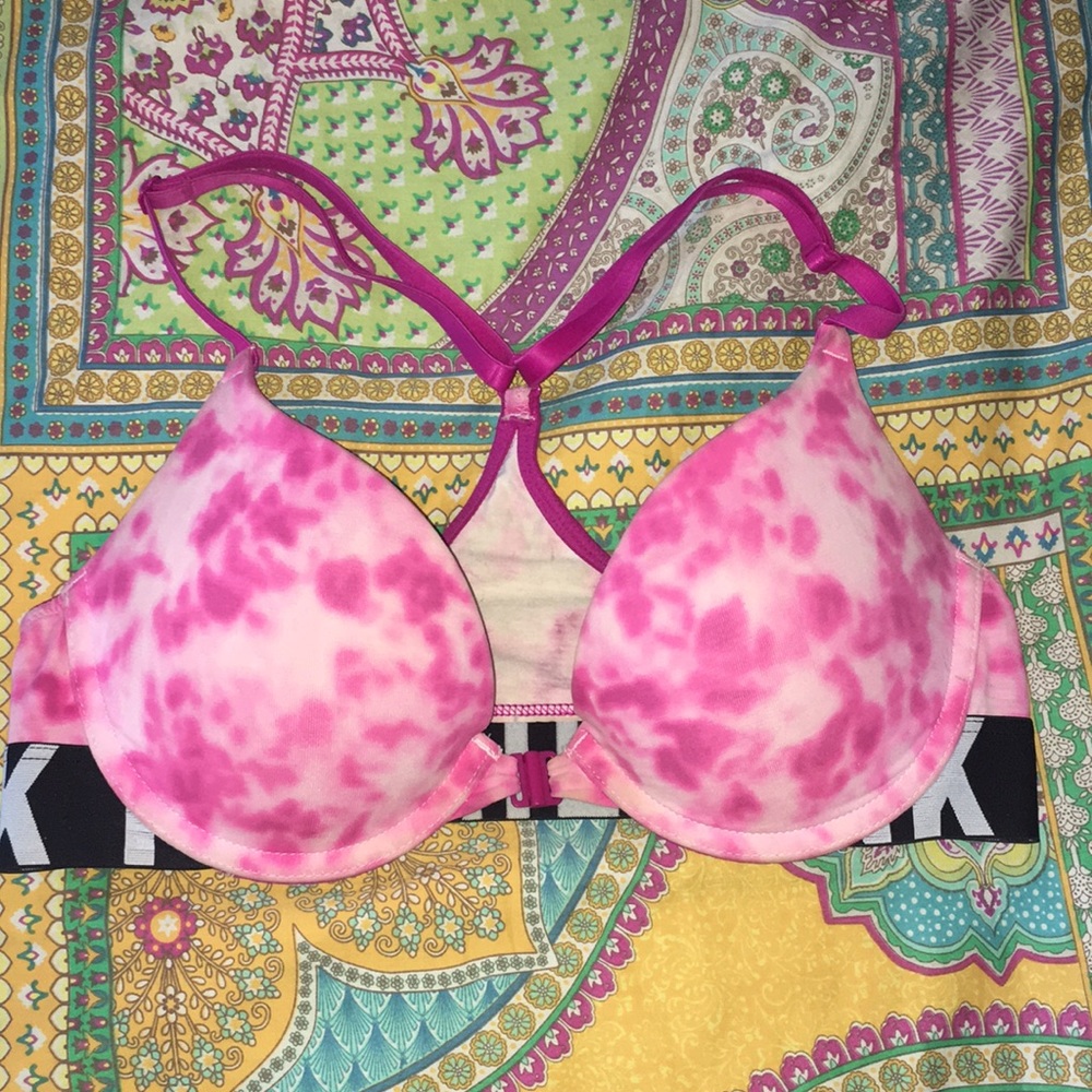 Victoria Secret Pink, pink cloud like design